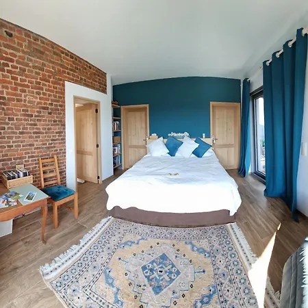 Avec Piscine La Buissiere - Fernelmont ゲストハウス 3*