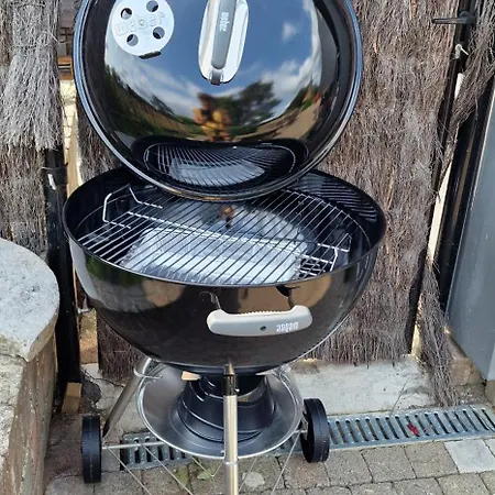 Avec Piscine La Buissiere - Fernelmont ゲストハウス 3*