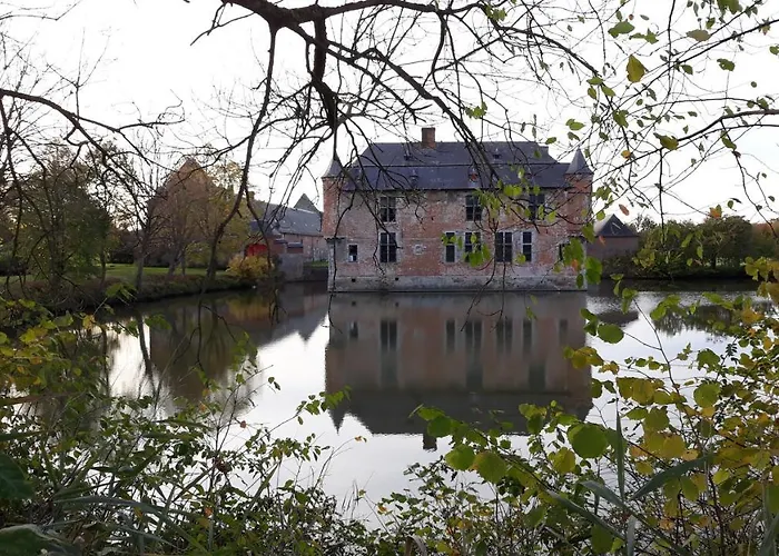 Avec Piscine La Buissiere - Fernelmont Gasthuis Pontillas