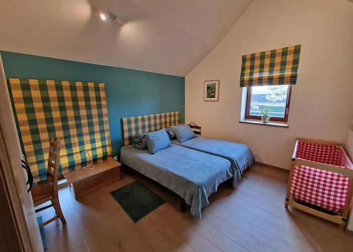 Avec Piscine La Buissiere - Fernelmont Konukevi Pontillas