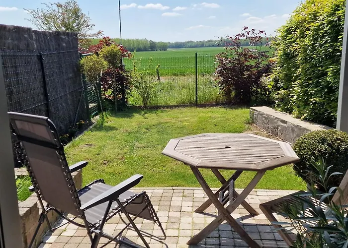 Konukevi Avec Piscine La Buissiere - Fernelmont Pontillas